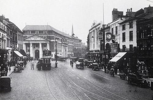 Broadgate south c1931   -   Images reproduced by kind permission of Culture Coventry Trust/Coventry Archives