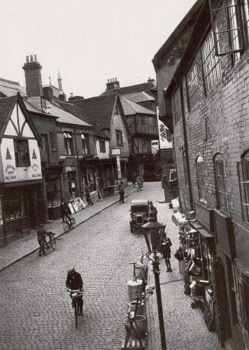 Butcher Row c1934    -   Images reproduced by kind permission of Culture Coventry Trust/Coventry Archives