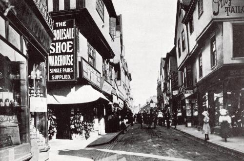 High Street    -   Images reproduced by kind permission of Culture Coventry Trust/Coventry Archives