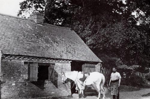 The Smithy Coat of Arms Bridge Road    -   Images reproduced by kind permission of Culture Coventry Trust/Coventry Archives